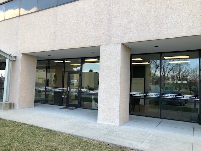 Edward Jones windows